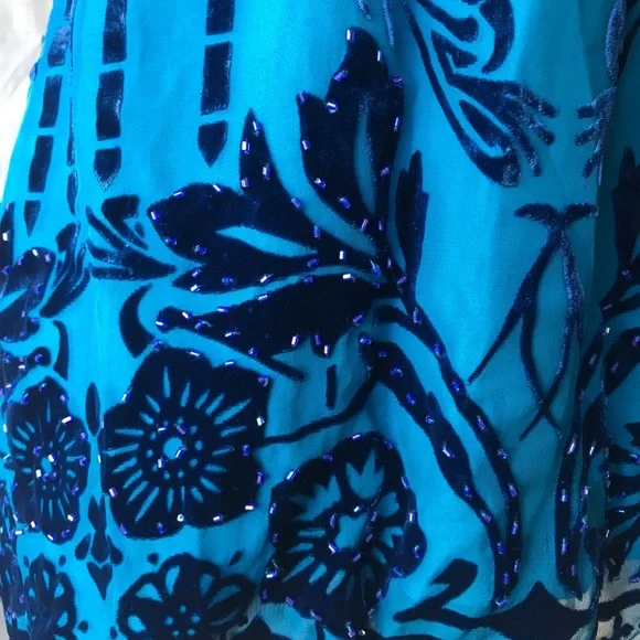 Blue silk blouse size medium with beads - Picture 12 of 12